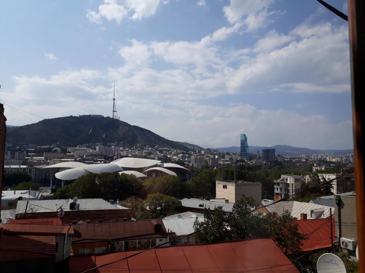 2 Bedroom Apartment In Chugureti Tbilisi Exterior photo